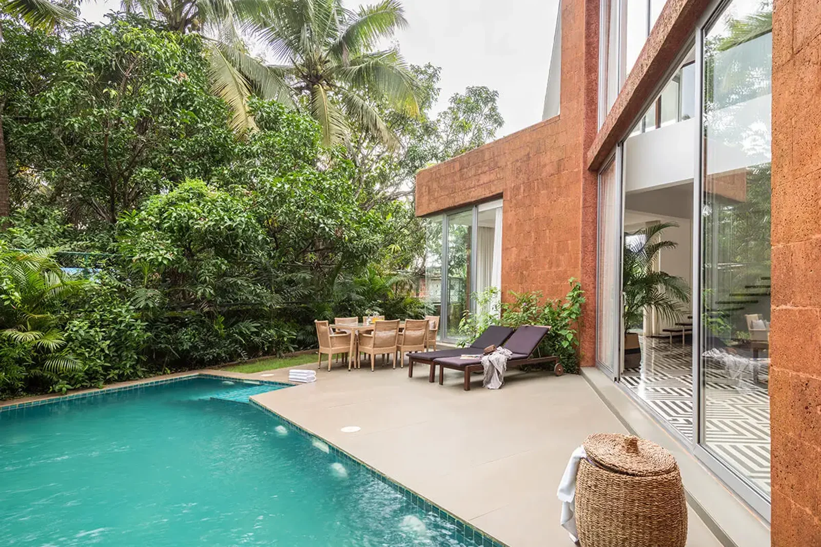 Vianaar Managed Estates & Long-Stay Leasing visual preview